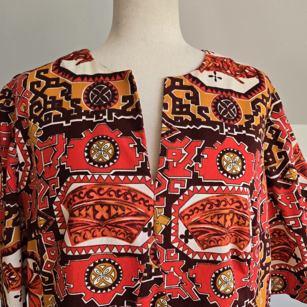 Vibrant Barkcloth Vintage Dress - Picture 3 of 13